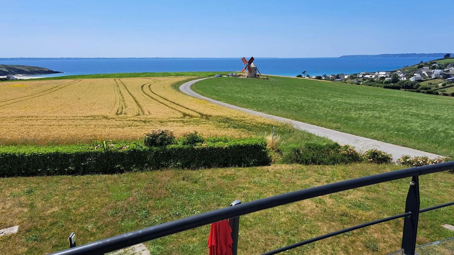 Panoramic Sea View And Jacuzzi, Premium, Telgruc-Sur-Mer 0*,